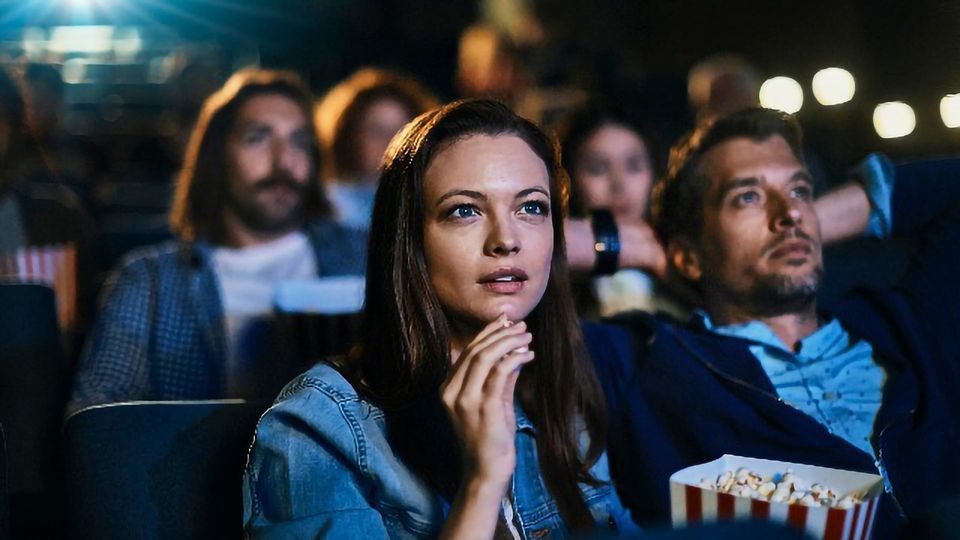 تجاوز التحديات: كيفية تعزيز الوجود الرقمي للأعمال التجارية